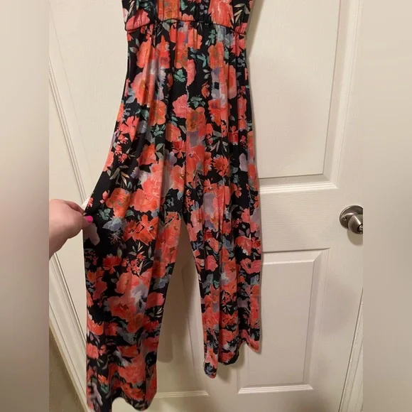 Flower jumpsuit super cute - Picture 4 of 5